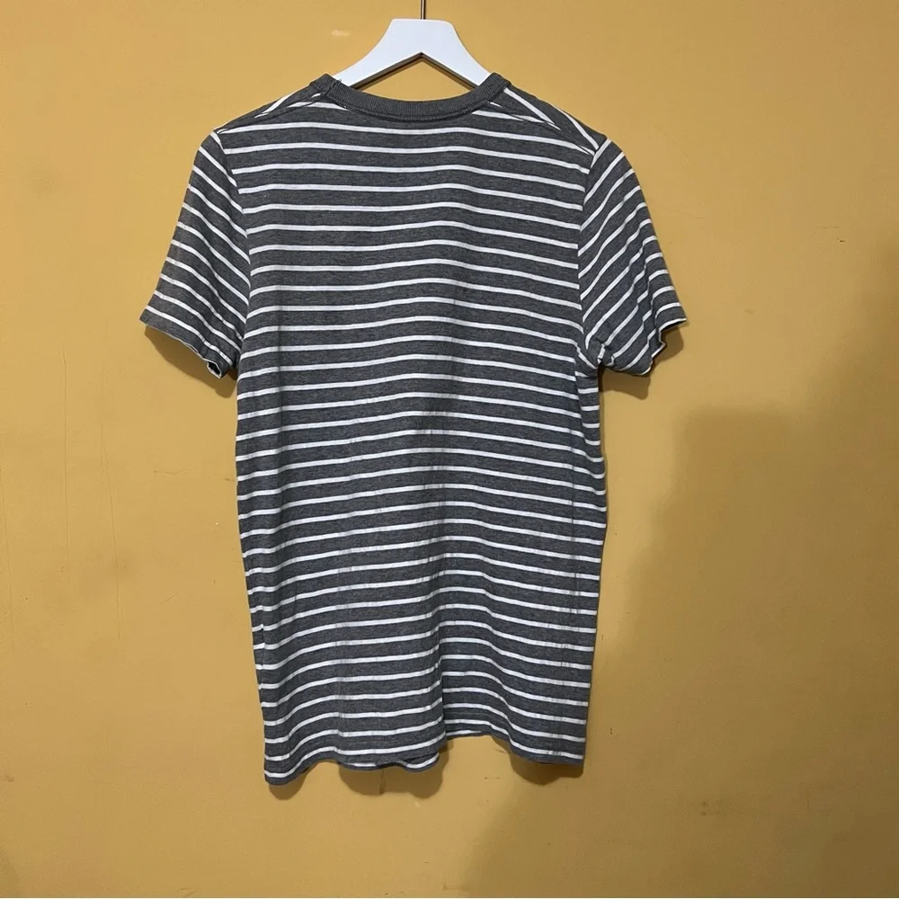 Preloved Hollister (California) Shirt 👕 B31 - Picture 2 of 6
